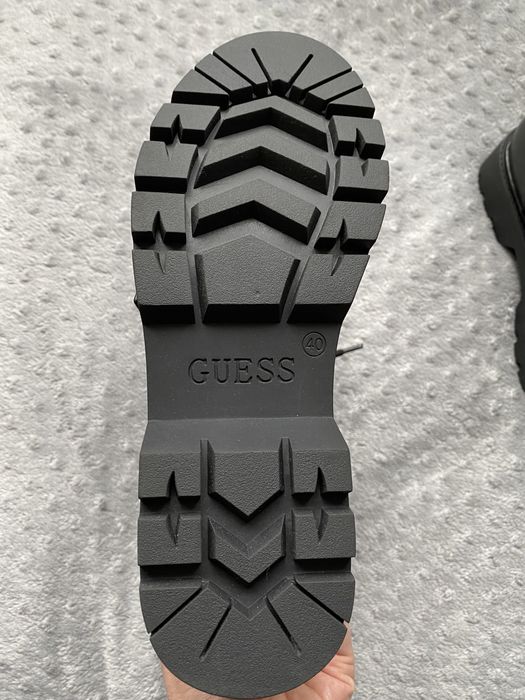 Ghete Guess dama 40