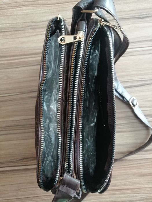 Дамски чанти Mango и Louis Vuitton