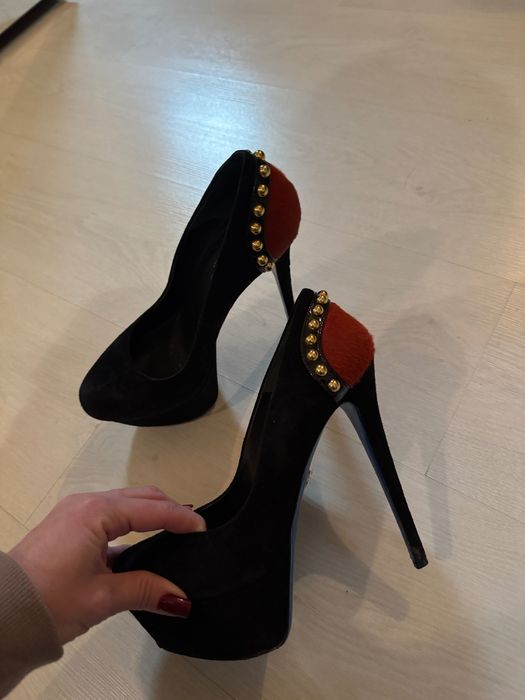 Обувки на висок ток Loriblu