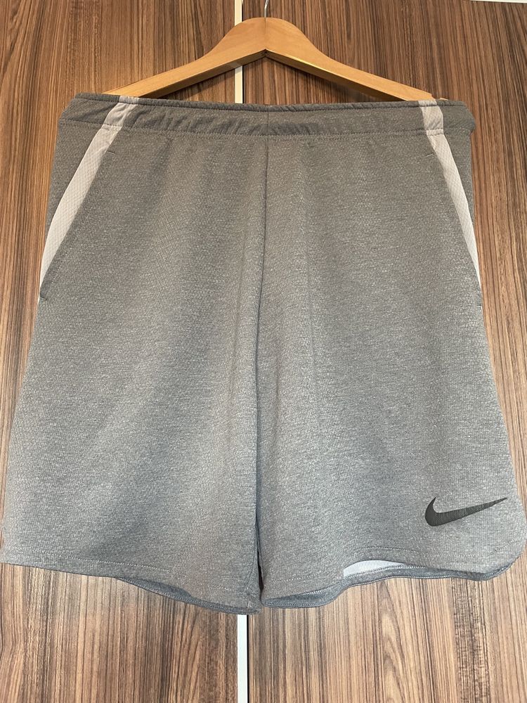 Комплект оригинални къси гащи шорти панталони Nike Dri-Fit