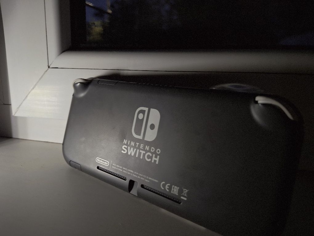 Nintendo switch lite