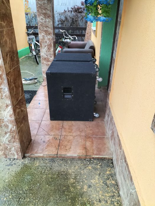 Basi 18 600rms si sateliti 15 rcf bynacord fbt