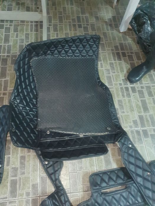 Ева полик сатылады двухсотка Тайота 200 ге