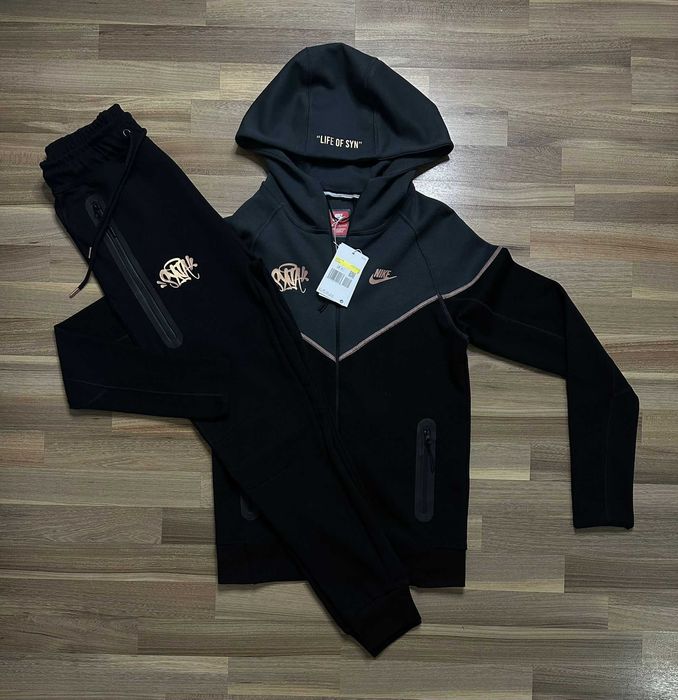 Trening Nike Tech - Syna