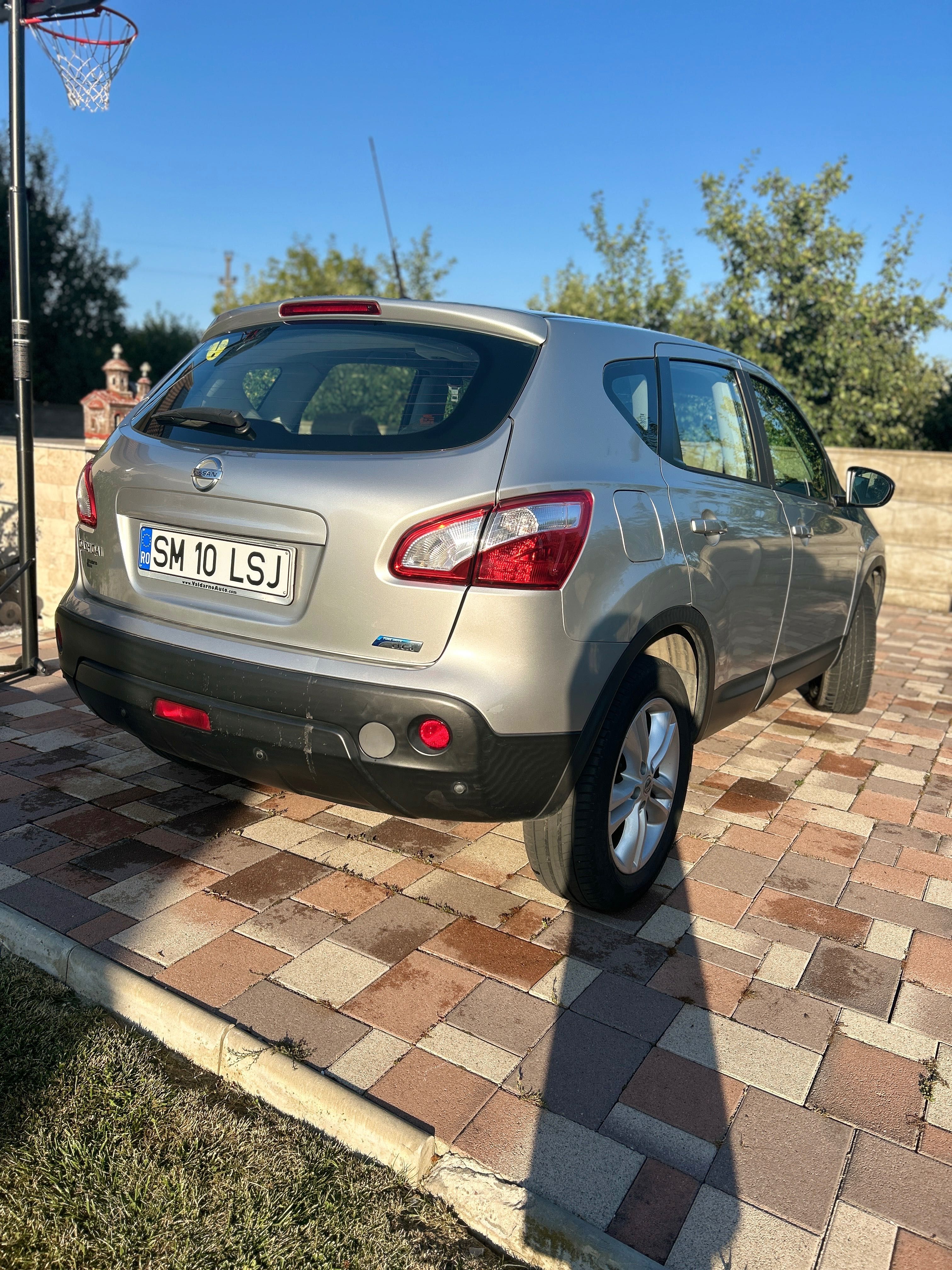 Nissan qashqai 2010