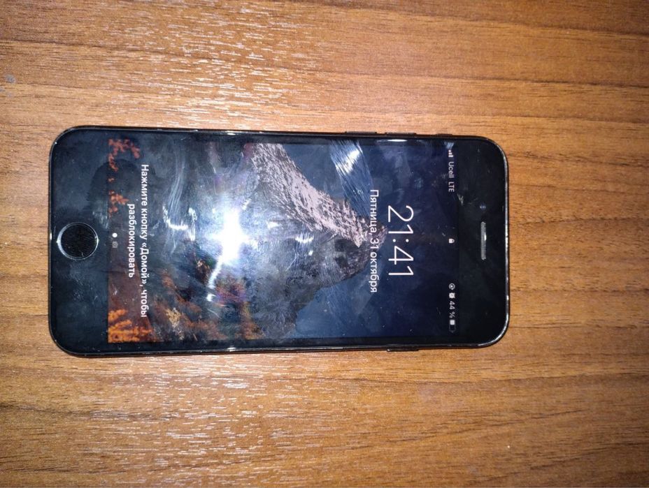 Iphone 7 ru region qora rang 100% usliniy