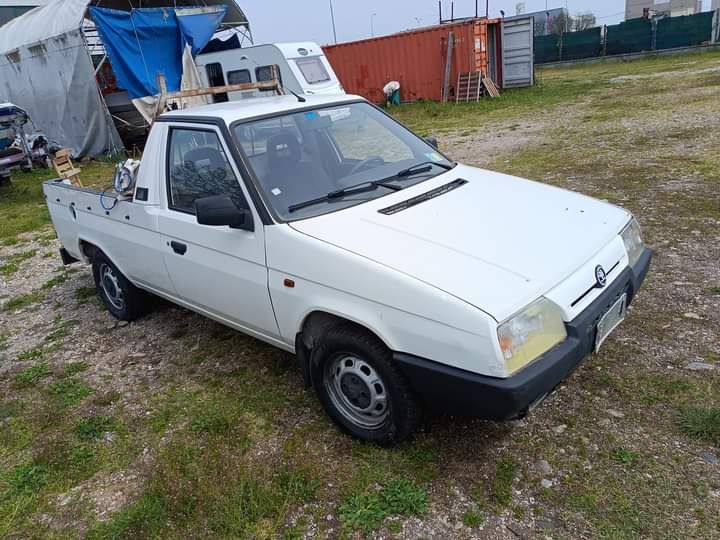 Autoutilitară Skoda