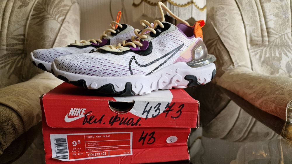 Кроссовки найк, новые