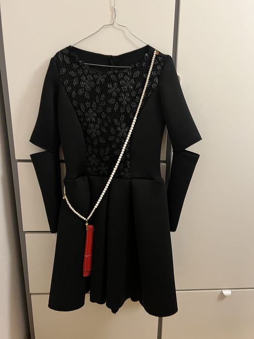 Дизайнерска, култова рокля