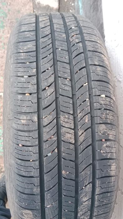 Продам резину летние почти новая