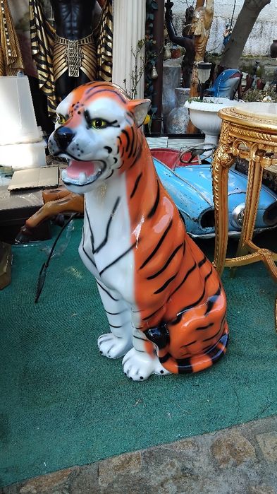 Порцеланова статуетка-Тигър!