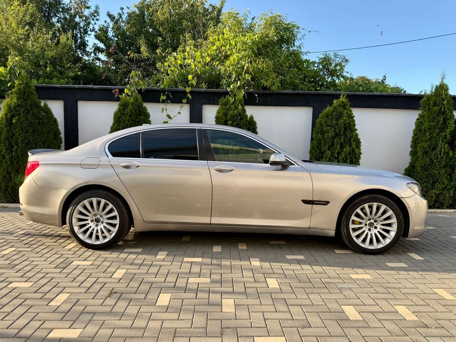 Vand bmw seria 7 745d f01 (2009) 300Cp +