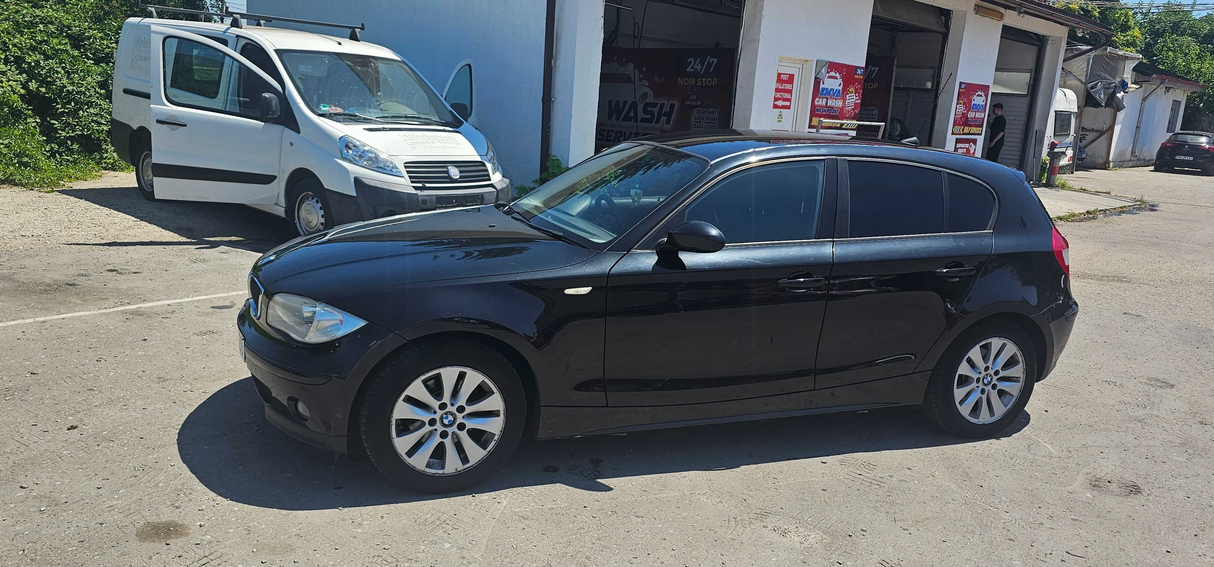 BMW Serie 1  118i 2.0 benzina automat