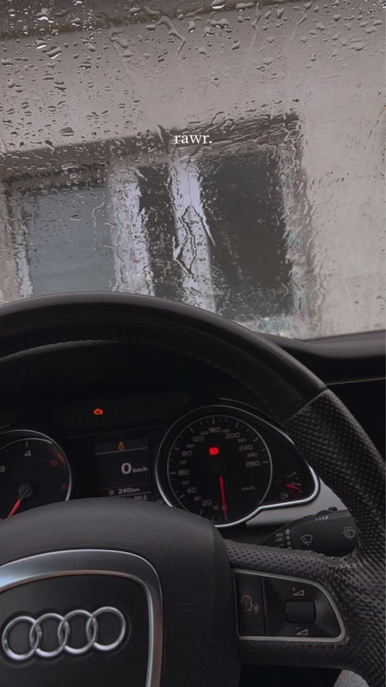 Vănd volan Audi 800 lei