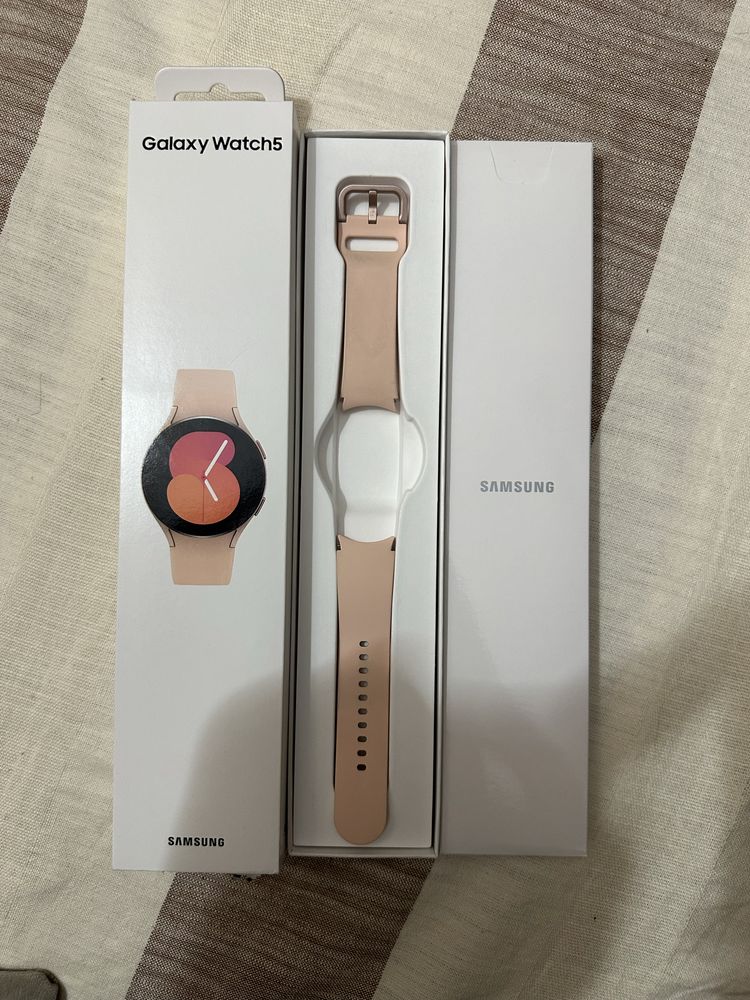 Часовник Galaxy Watch 5