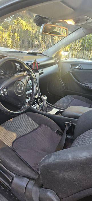 Vând  Mercedes benz c 220 CDI din 2007 2.2 diesel pilot automat ac Inc
