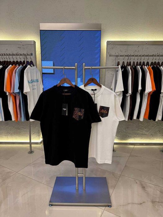 Качествени Тениски Givenchy