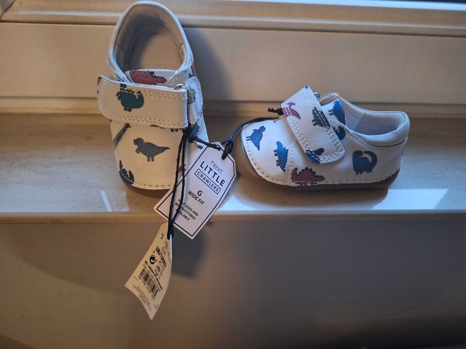 Бебешки нови обувки Next