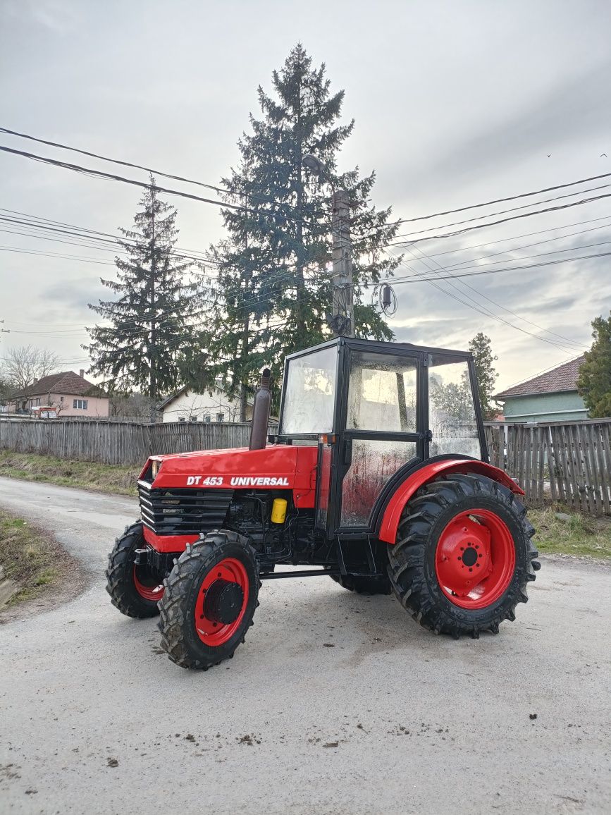 Tractor universal 453 dtc 4x4 an 2005