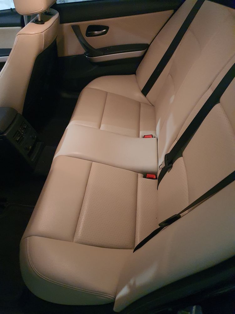 Bmw seria 3  2010