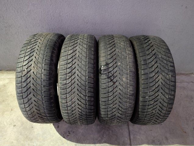 Jante SEGIN 17" Volvo XC60 XC70 anvelope iarna 235/65R17 Nokian 30671480