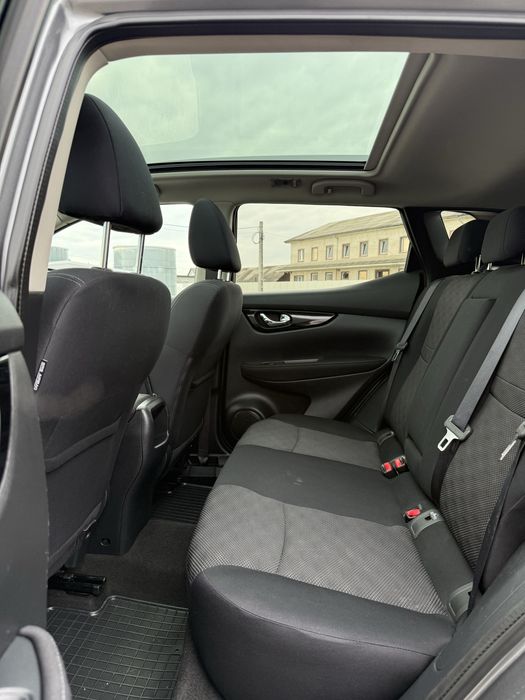 Nissan Qashqai / 1.6 Dci / 130 Cp/ 2015 /Panoramic/Navi/camera 360