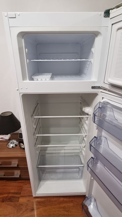 Хладилник CROWN GN 2601