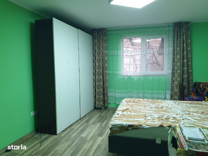 Vulturi ( Vanatori )- IASI – Casă + teren 907 mp- 8.5 km pana in Copou