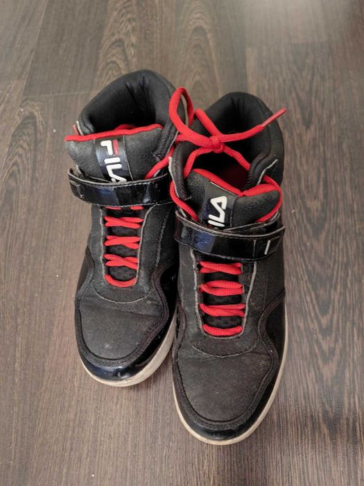 Оригинали маратонки чифта 20лв.