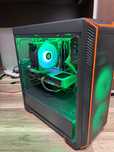 Sistem complet gaming (unitate, monitor, periferice)