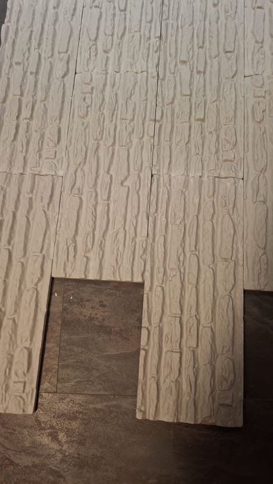 Piatra decorativa din ipsos