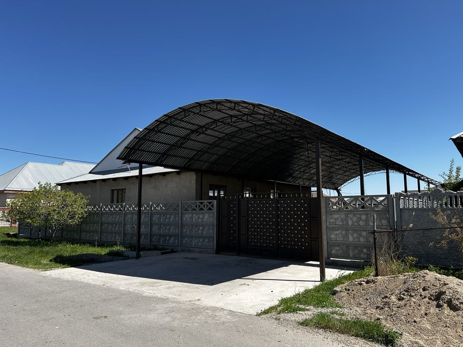 Продается дом на массив Арае