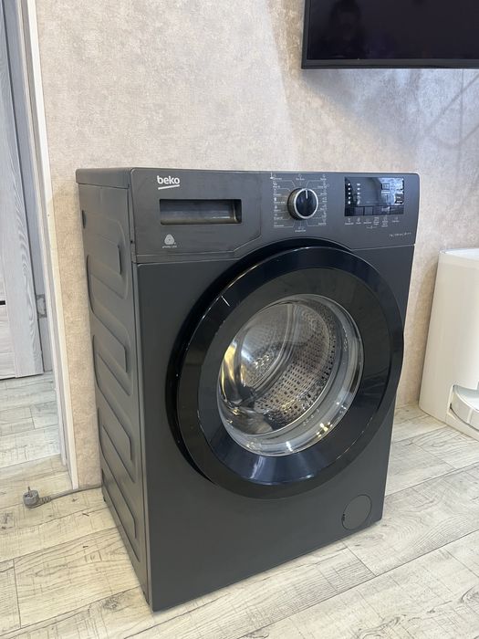 Продам стиральную машину на запчасти