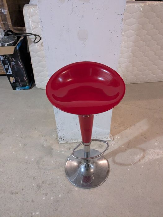 Различни столове