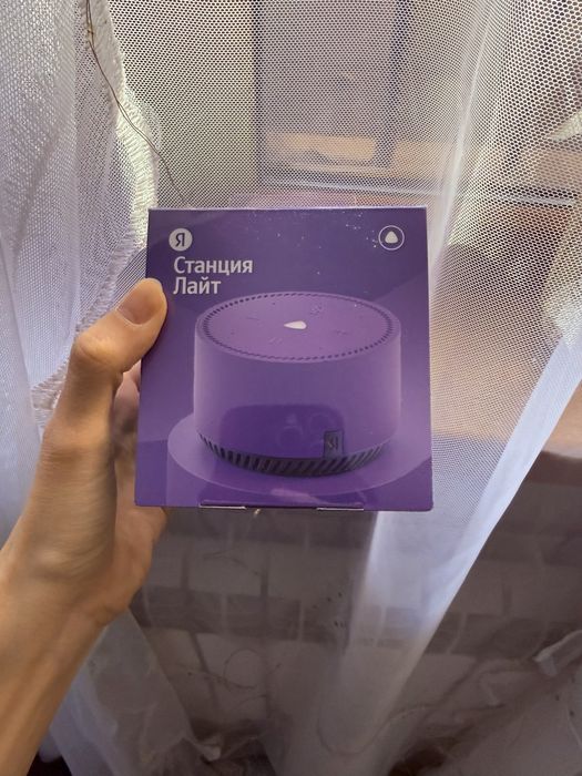 Новая Яндекс станция Лайт, Алиса