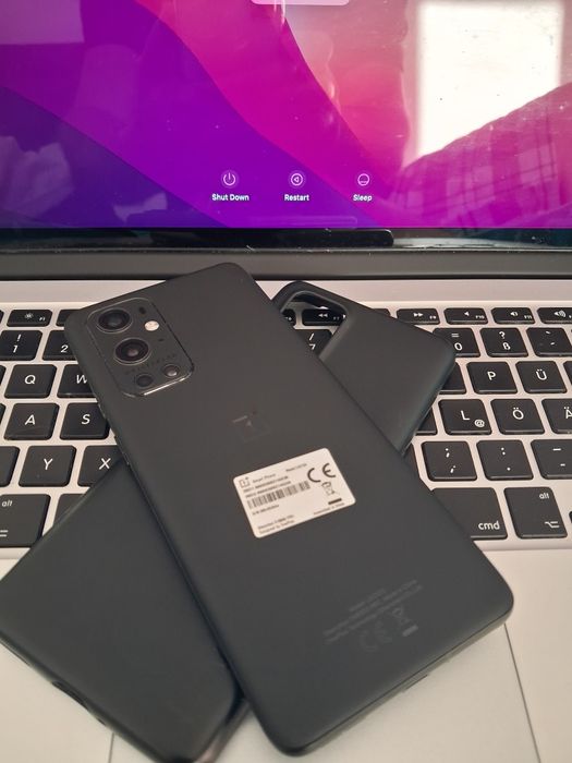 Vând smartphone One Plus 9 pro, impecabil la preț bun!
