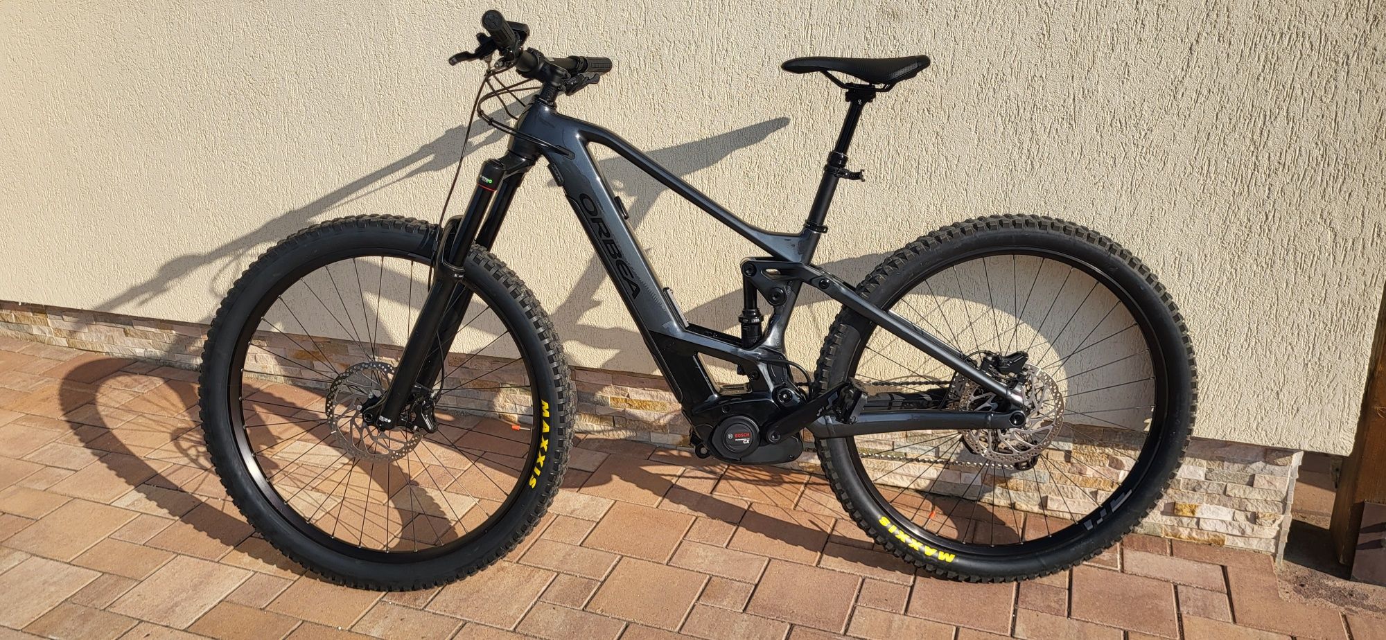 Bicicleta ORBEA Wild M cadru carbon,marimea M,furca rockshox