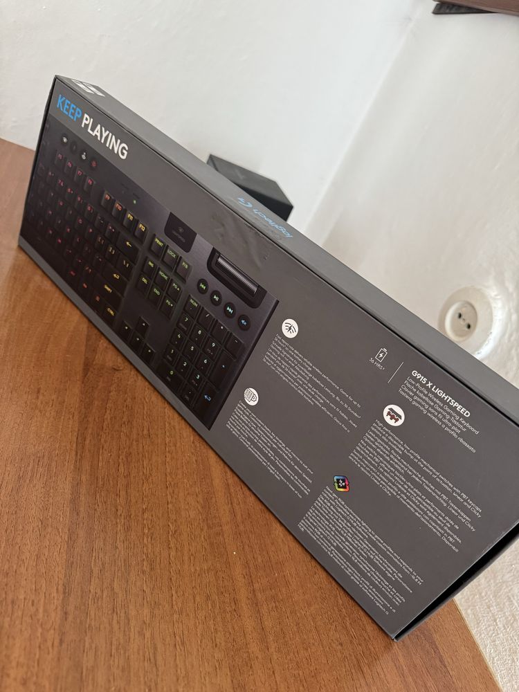 Logitech G915 X LightSpeed