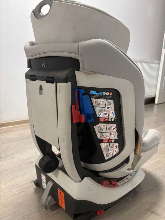 Scaun auot cu Isofix, Chicco