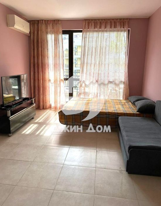 Продава се Двустаен апартамент в к.к. Слънчев бряг - 65 кв.м за 1108 €/кв.м - Снимка #1