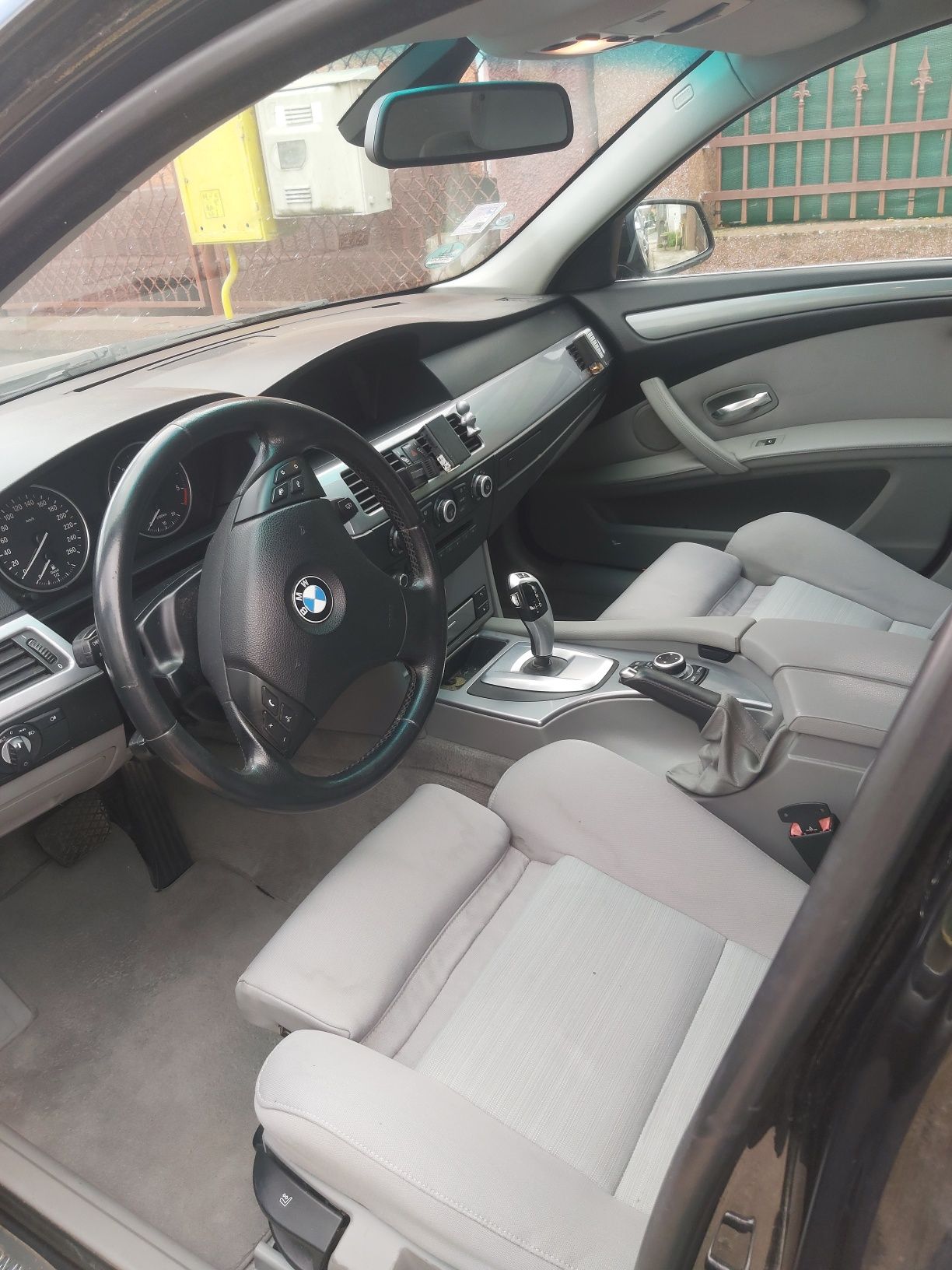 Bmw520 automat 2009 avariat