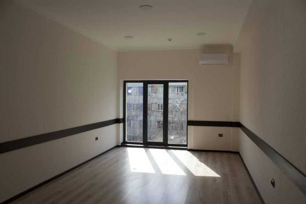 Сдаётся офис 60м², Ц1, 6/7 эт., евро ремонт, 2 линия, 650$/мес
