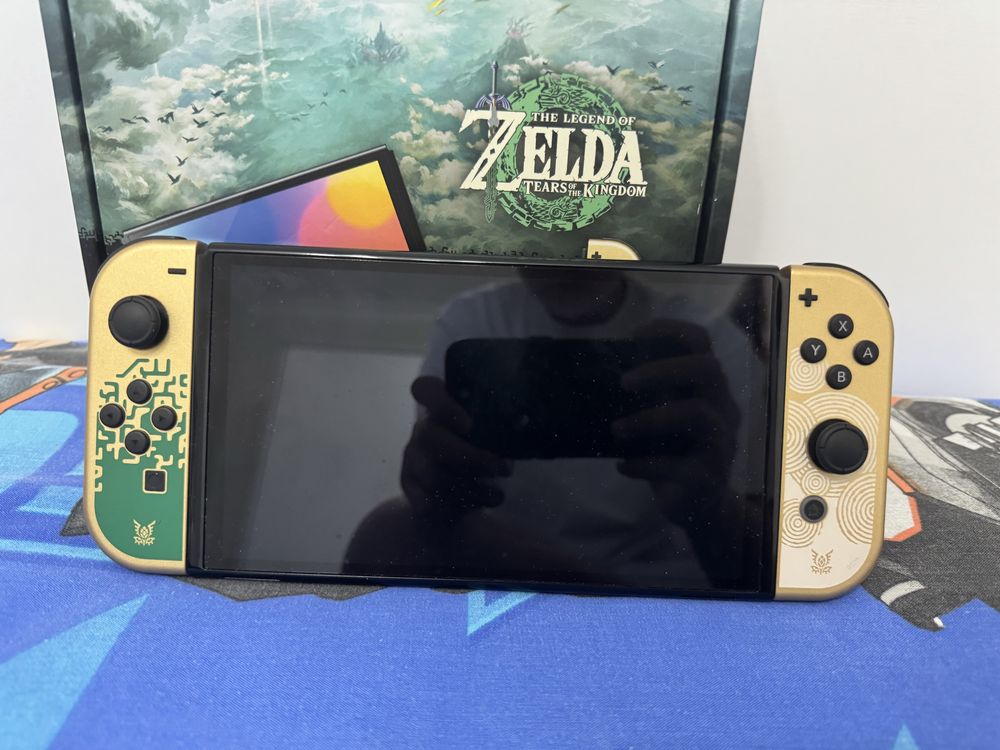 Игровая приставка Nintendo Switch Oled Legend of Zelda