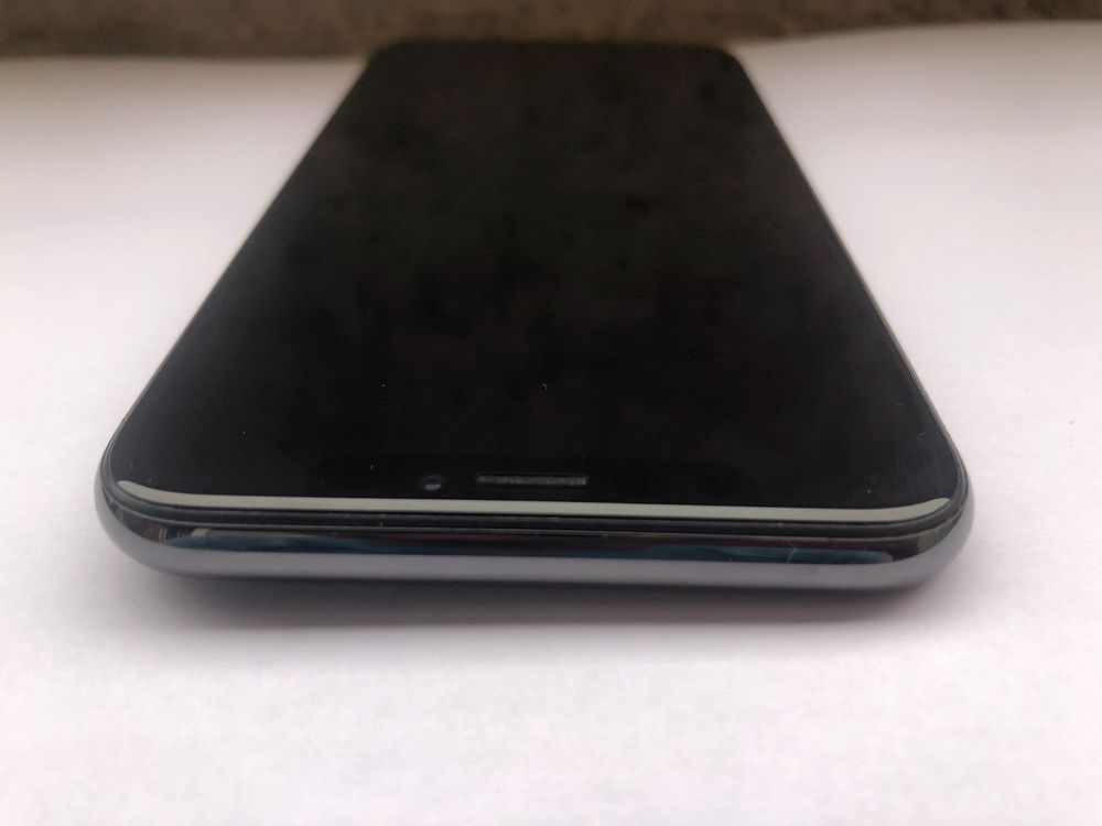 iPhone X 64 Gb - черен