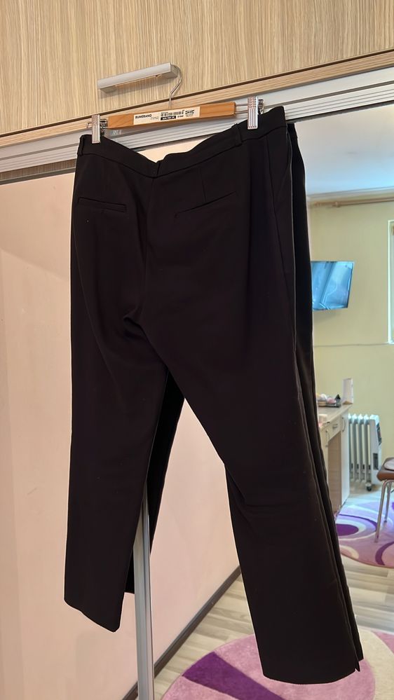 Pantaloni Stradivarius