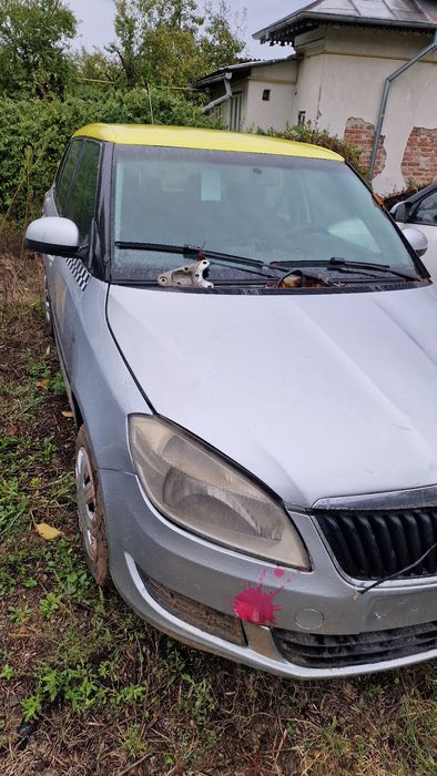 Dezmembrez fabia 2  1.2 htp