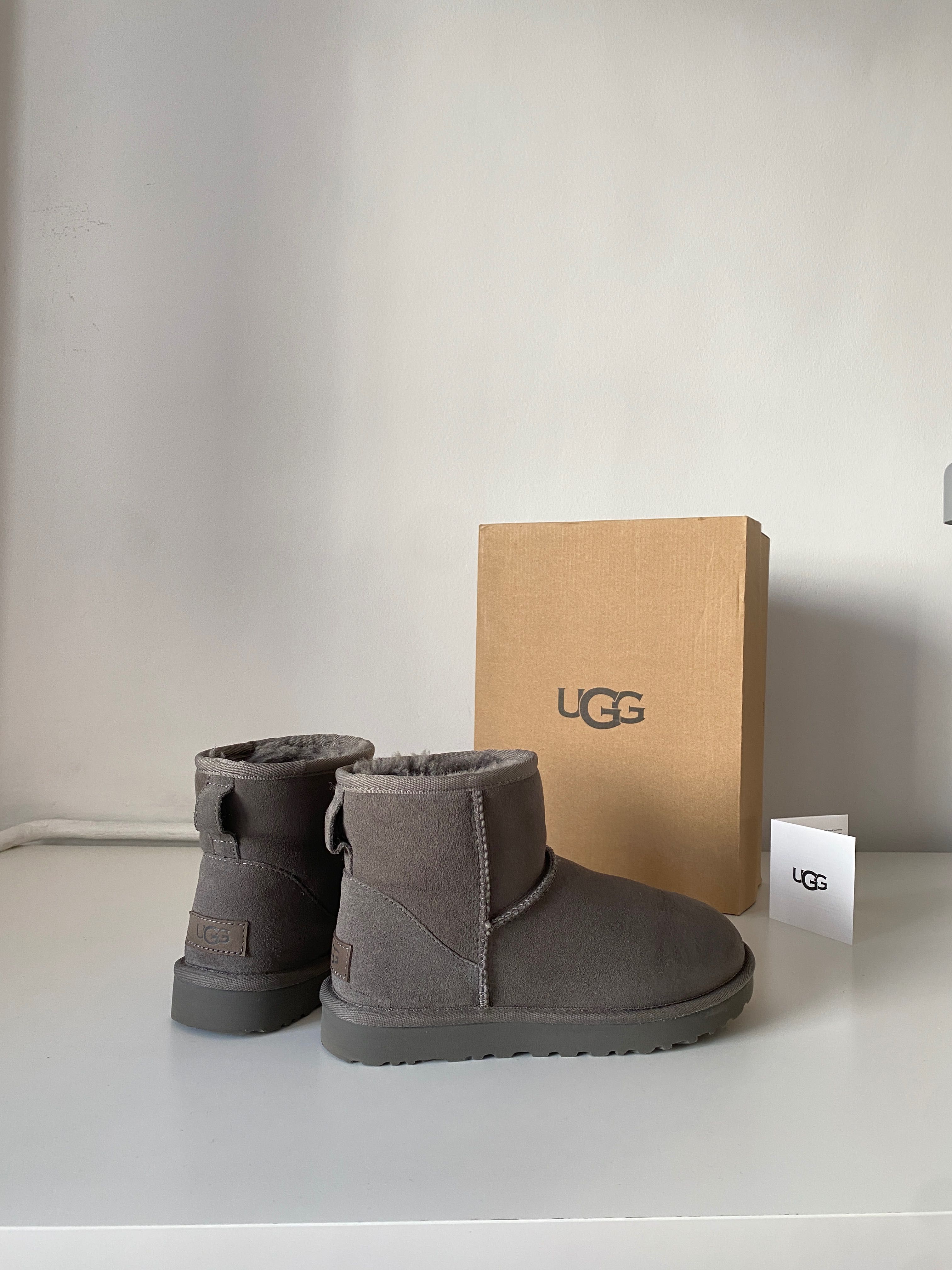 Ugg clasic mini 2 grey