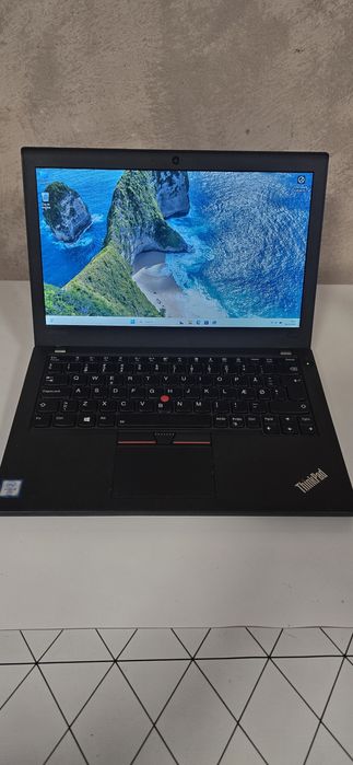 Lenovo x270 i5 8g
