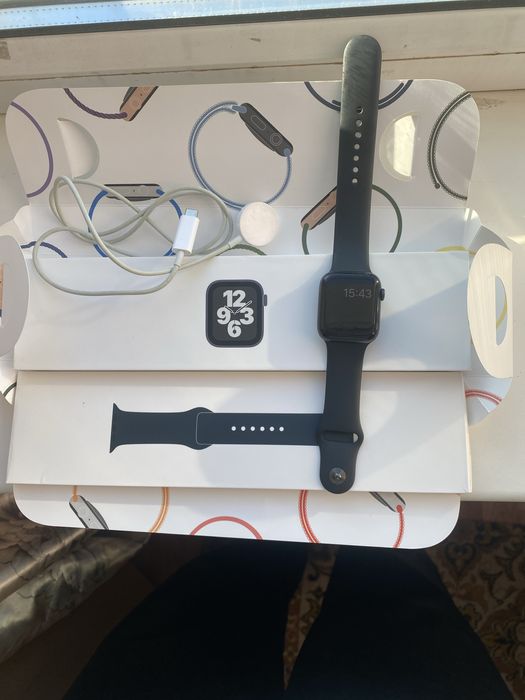 Продам Apple Watch se 44 mm