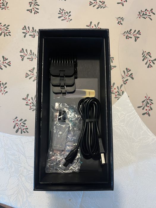 Машинка за подстригване VGR V-901 – НОВА, в кутия